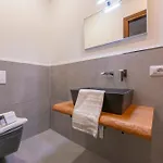 Bella Terrazzo * מנאג'יו